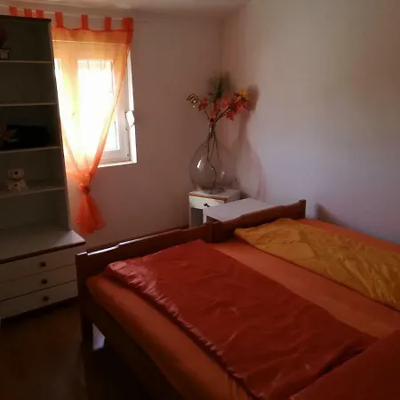 Gina 2 * Novigrad (Istria)